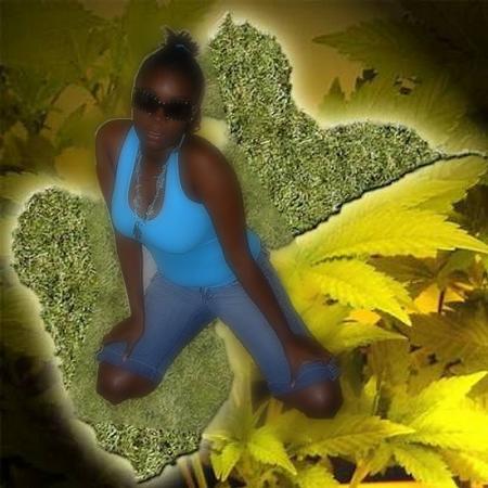 é bin encore une fois je m'ennuyait alors g fai un montage. lol